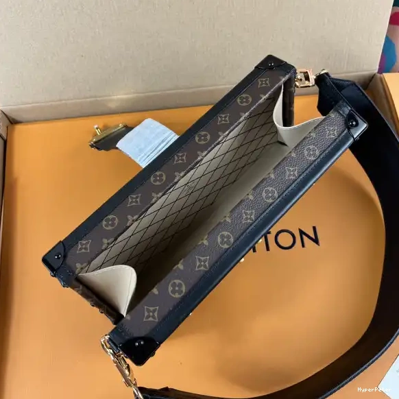 PETITE LOUIS EAST WEST VUITTON MALLE 0611